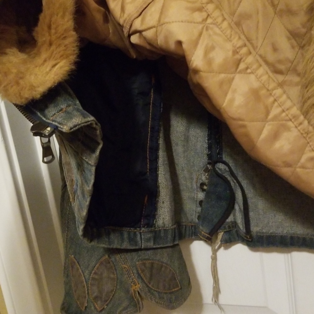 Jacket - Picture 4 of 4